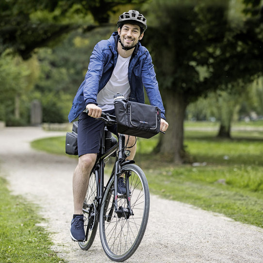 Aventour Sport, handlebar bike bag with smartphone and bottle pouch